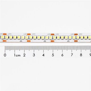 LED Band flexibel 5m, 24Volt mit 1200 SMD-LED (3528) warmweiss 2700K